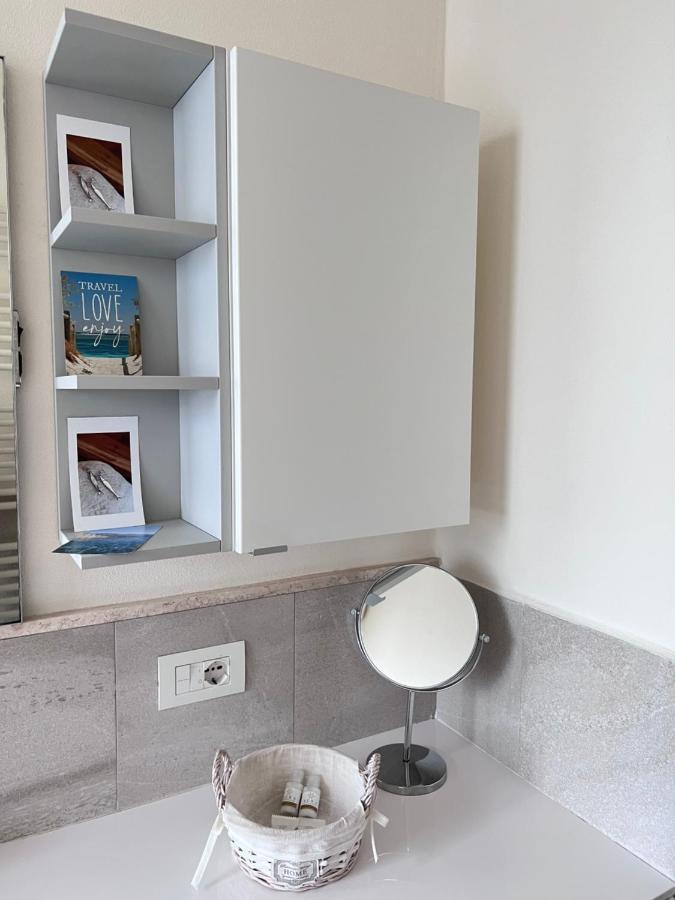 Stella House Apartment ลาสเปเซีย ภายนอก รูปภาพ