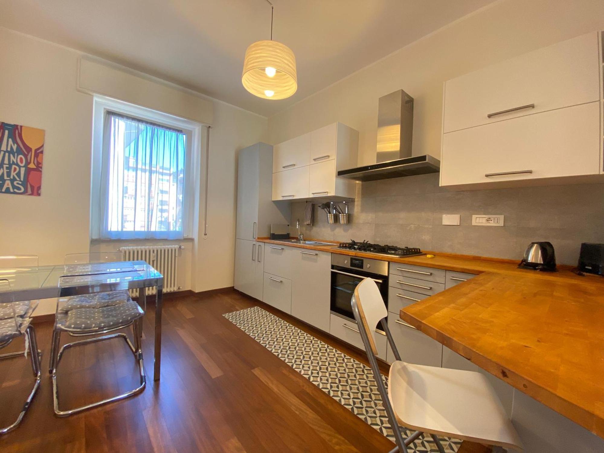 Stella House Apartment ลาสเปเซีย ภายนอก รูปภาพ