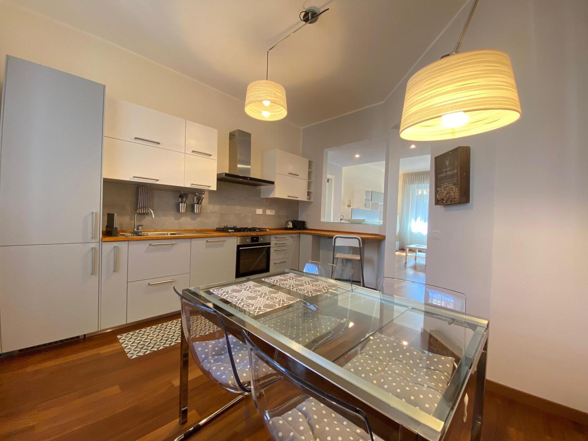 Stella House Apartment ลาสเปเซีย ภายนอก รูปภาพ